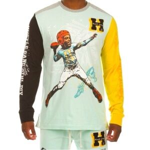 Akoo longsleeve sz large muti colors